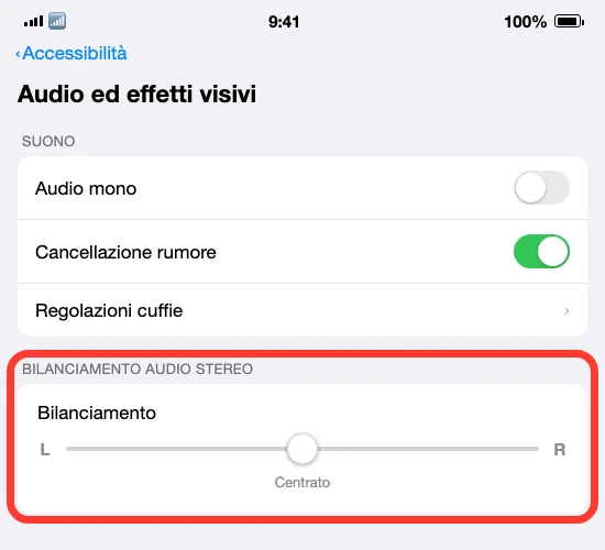 Illustrazione ricostruita: Impostazioni → Accessibilità → Audio ed effetti visivi su iPhone, con il cursore Bilanciamento in fondo alla pagina, centrato