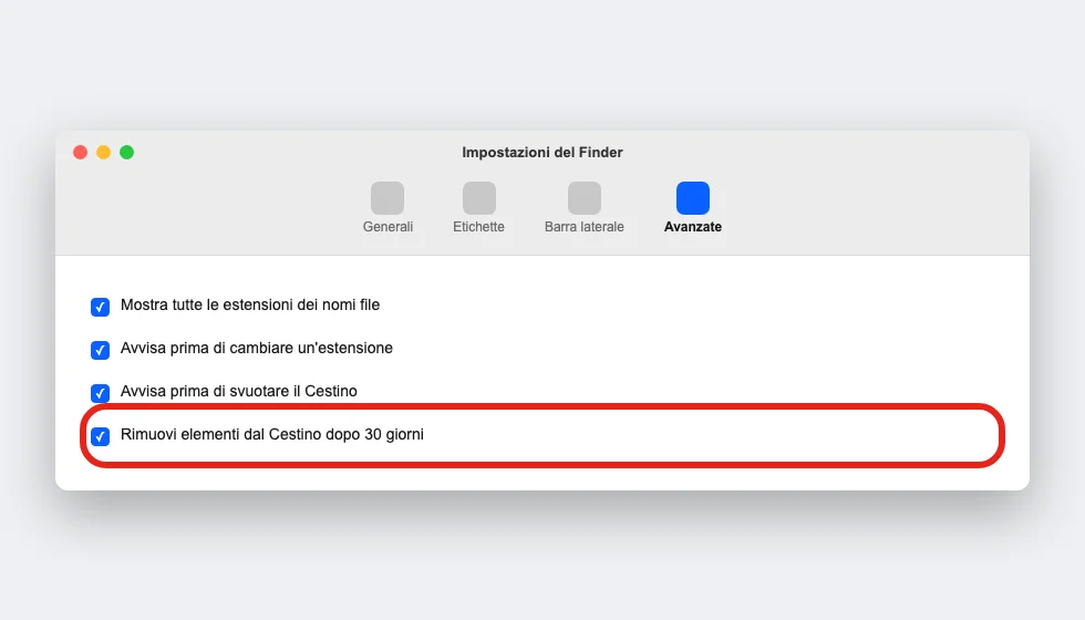 Pannello Impostazioni del Finder su Mac, scheda Avanzate, con la casella «Rimuovi elementi dal Cestino dopo 30 giorni» evidenziata