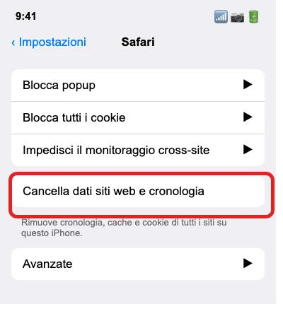 Ricostruzione di Impostazioni → App → Safari su iPhone, con il pulsante «Cancella dati siti web e cronologia» in evidenza